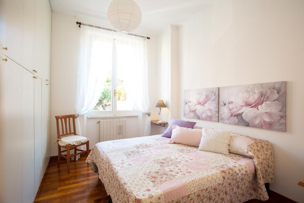 Appartamento La Finestra Su San Pietro Rom Zimmer foto